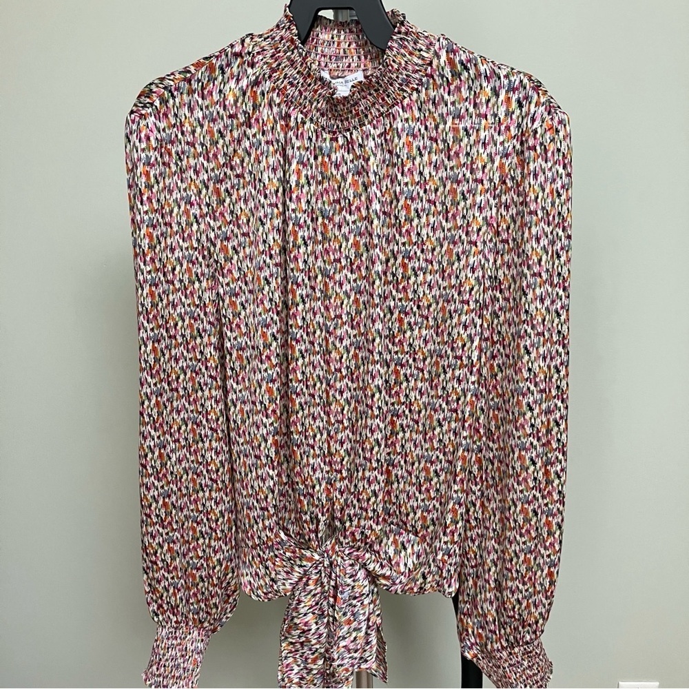 Carolina Belle Women's Blouse NWT